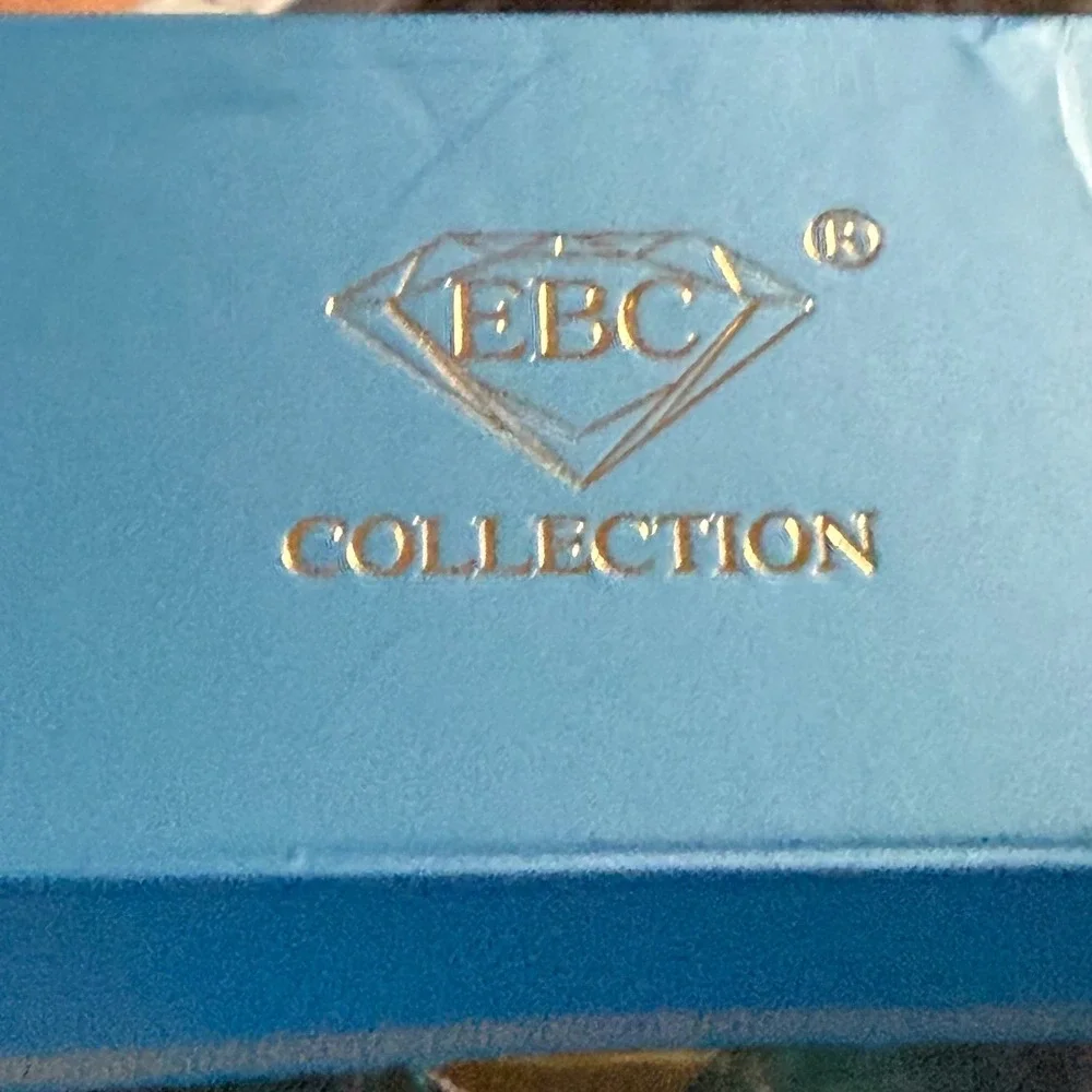 Lion Versatile For Man EBC Collection Fragrance Gift Set 3.4oz Spray Lotion Gel